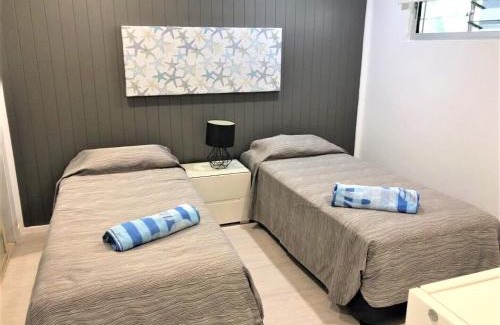 Hamilton Island Apartment | Frangipani 206 beachfront apartment