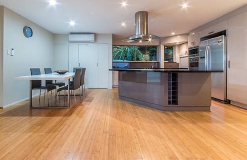 Cannonvale Apartment | Getaway Ocean Views