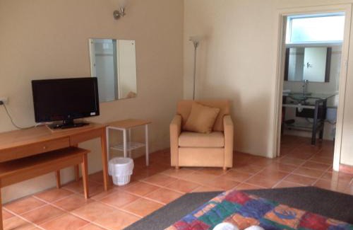 Dadswells Bridge Hotel | Grampians Motel/Hotel