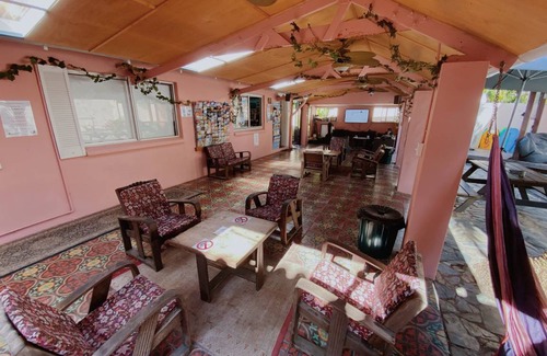 Sunshine Beach Hostel | Hostel ∙ 10 guests