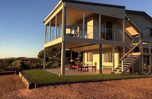 Lake Wangary House | House ∙ 1 bedroom ∙ 8 guests