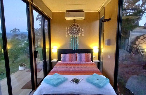 Dixons Creek House | House ∙ 1 bedroom ∙ 2 guests