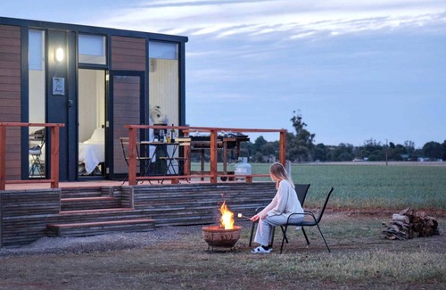 Hallett House | House ∙ 1 bedroom ∙ 2 guests