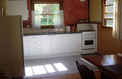 Upper Allyn House | House ∙ 1 bedroom ∙ 2 guests