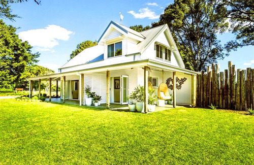 Bangalow House | House ∙ 2 bedrooms ∙ 4 guests