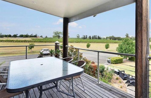 Lovedale House | House ∙ 2 bedrooms ∙ 4 guests
