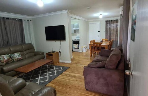 Dubbo House | House ∙ 3 bedrooms ∙ 8 guests