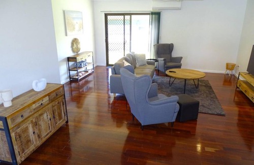 Ardrossan House | House ∙ 3 bedrooms ∙ 7 guests