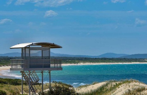 Hawks Nest House | House ∙ 3 bedrooms ∙ 6 guests