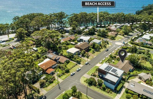 Mollymook Beach House | House ∙ 4 bedrooms ∙ 8 guests