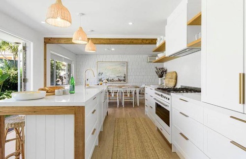 Mollymook Beach House | House ∙ 4 bedrooms ∙ 8 guests