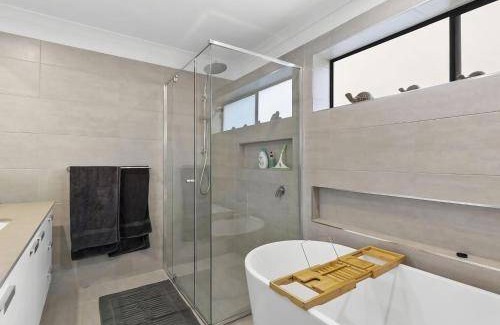 Torquay House | House ∙ 4 bedrooms ∙ 10 guests