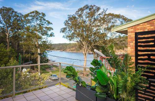 Pambula Beach House | House ∙ 4 bedrooms ∙ 16 guests