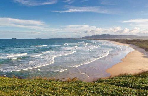Moonee Beach House | House ∙ 4 bedrooms ∙ 7 guests