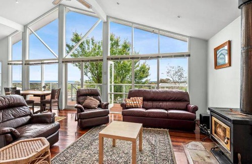 Jan Juc House | House ∙ 4 bedrooms ∙ 10 guests