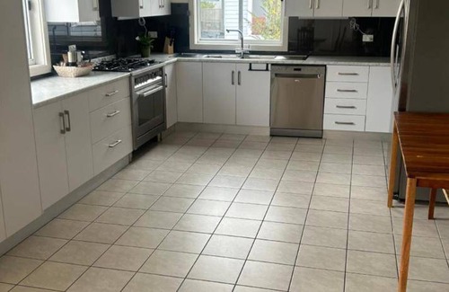 Armidale House | House ∙ 4 bedrooms ∙ 6 guests