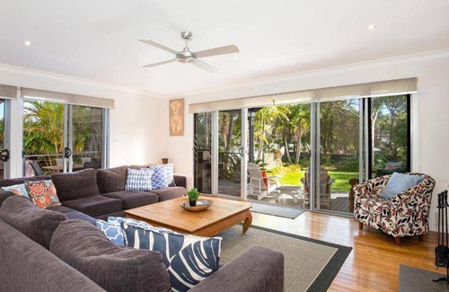Erowal Bay House | House ∙ 4 bedrooms ∙ 8 guests