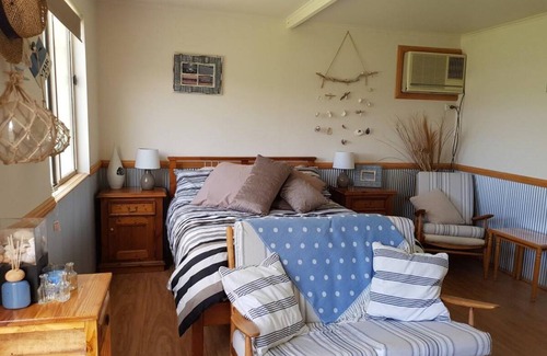 Moonta Bay House | House ∙ 4 bedrooms ∙ 10 guests