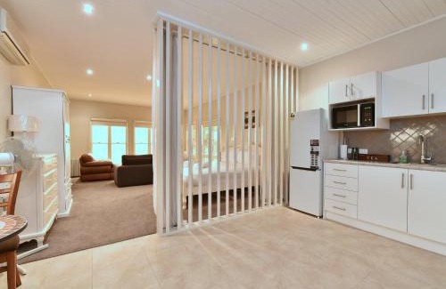 Pokolbin Apartment | King I
