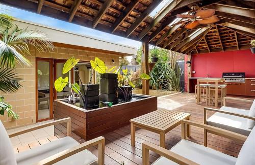 Capel Sound House | Kingfisher Retreat