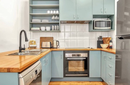 North Adelaide Apartment | Kingston Mews A Perfect Parkside Family Sanctuary
