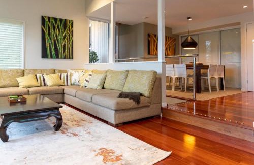 Hyams Beach House | Koru at Hyams Beach