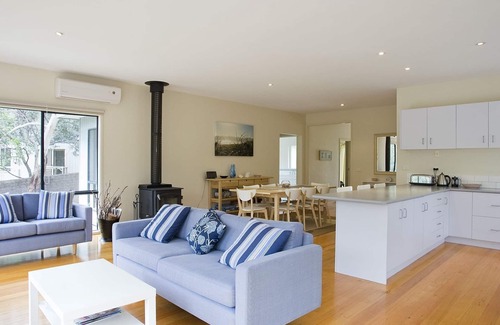 Aireys Inlet House | Kurrajong Hideaway ID - AI133