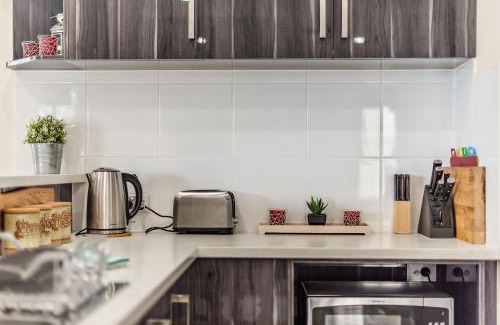 Sellicks Beach House | La Sienna - Sellicks Beach - C21 SouthCoast Holidays