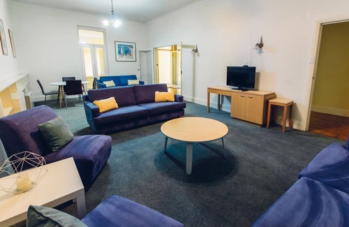 Glenelg North House | Large Family Riverview House