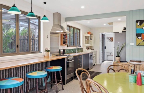Clifton Beach House | Little Secret Charming Clifton Beach Sanctuary