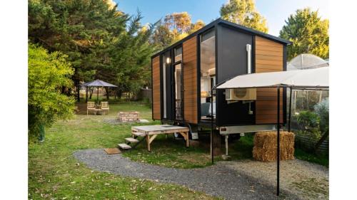 Sailors Hill House | Longmore Retreat by Tiny Away
