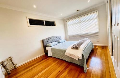 Reservoir House | Lovely Home