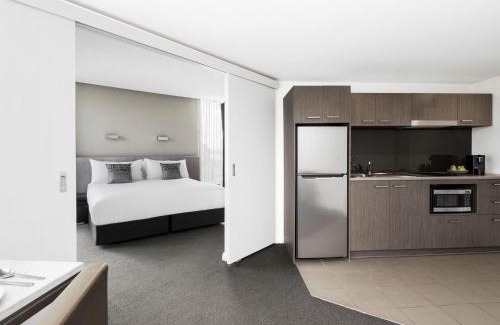 Sullivan's Cove Apartment | Mantra Collins Hotel