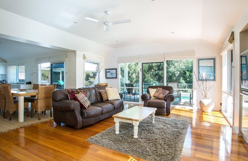 Portsea House | MARTINS RETREAT IN PORTSEA