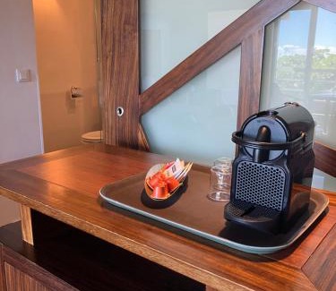 Arue Apartment | Matavai View - Premium Oceanfront Suite - piscine - vue mer