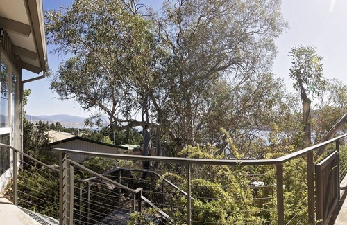 Jindabyne House | Matilda - 3BR Home l Central Location l Amazing Lake Views l WiFi l BBQ