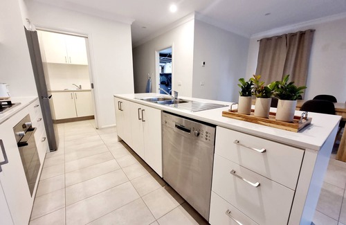 Narre Warren House | Modern Narre Warren home, close to Fountain Gate shopping centre