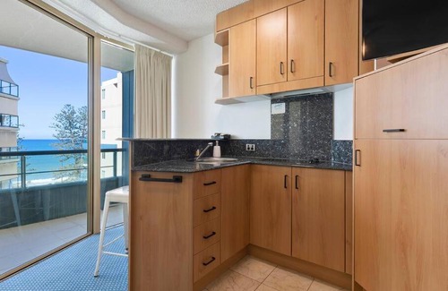 Mooloolaba Apartment | Mooloolaba 8th Floor Unit , Landmark Resort