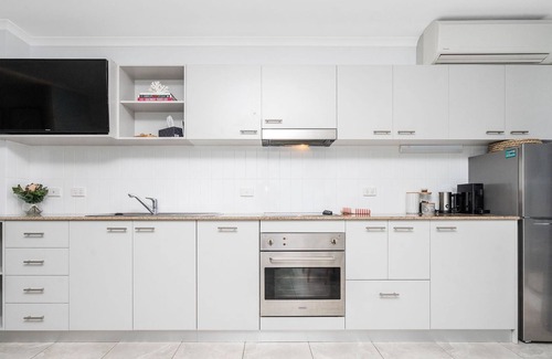 The Entrance Apartment | Nesuto Apartments, Unit 509