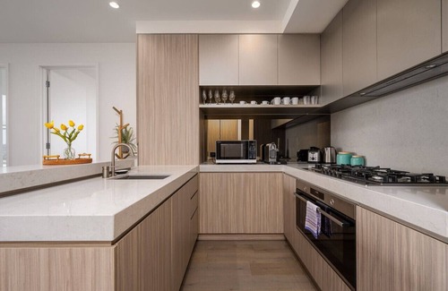 Port Melbourne Apartment | Nine Elm Port Melbourne 702