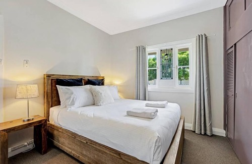 Central Mudgee House | 'Nineteen' Country Convenience in the Heart of Mudgee