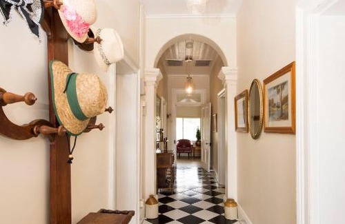 Central Mudgee Apartment | Ningana Heritage Houses