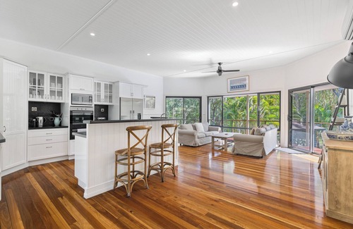 Cooroibah Apartment | Noosa Gums: Feature-Packed Escape - A destination in its own right!