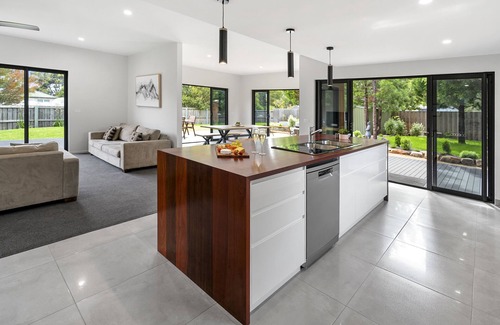 Orford House | 'Nozawa' Pure Luxury at East Shelly Orford