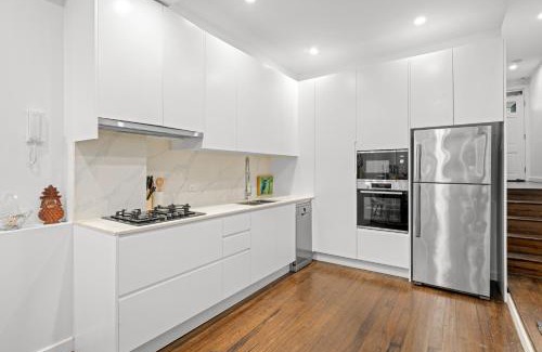 Pyrmont House | Oasis 4BR House & Darling Harbour&Casino-7 mins walk