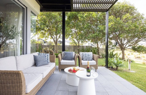 Magenta Shores House | On Par at Magenta - Resort pool and beach access