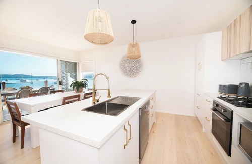 Corlette Apartment | "ON THE Beach" With Million-dollar Views. Enjoy the Best Beach at the Bay