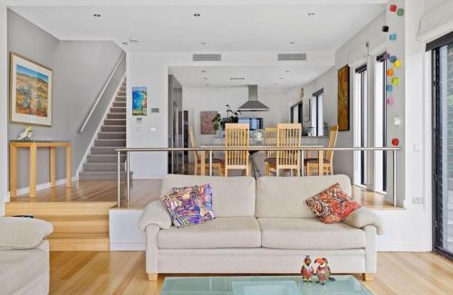 Soldiers Point House | On the Tide