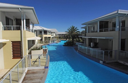 Salamander Bay House | Pacific Blue 505/265 Sandy Point Road