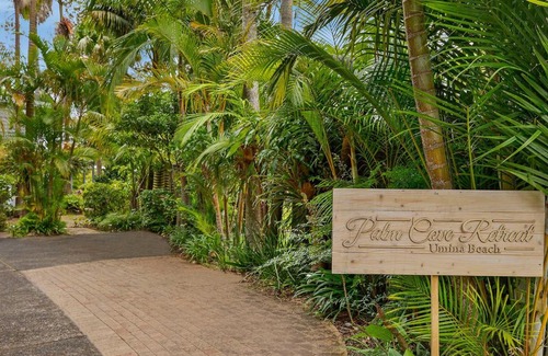 Umina Beach House | Palm Cove Retreat